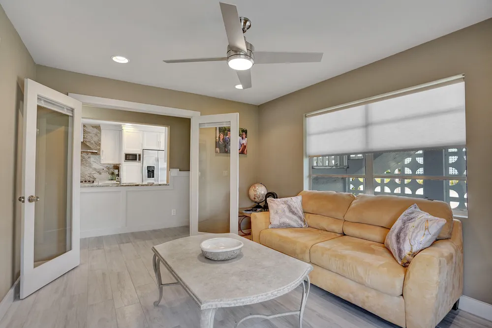 2820 SW 13th St, Delray Beach, FL 33445