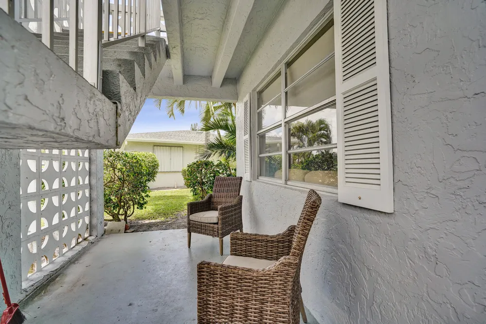 2820 SW 13th St, Delray Beach, FL 33445