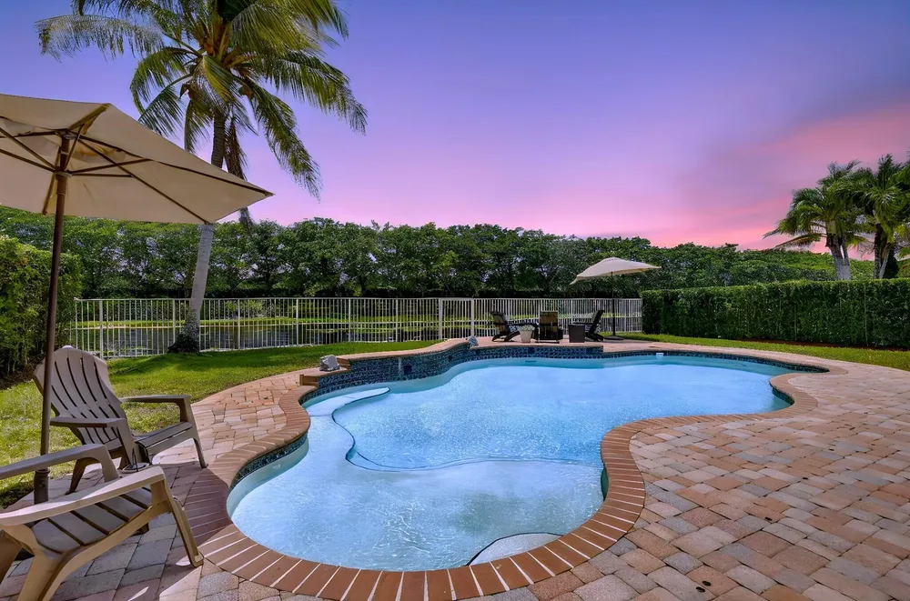 4299 Laurel Ridge Circle, Weston, FL 33331