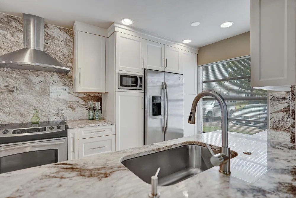 2820 SW 13th St, Delray Beach, FL 33445
