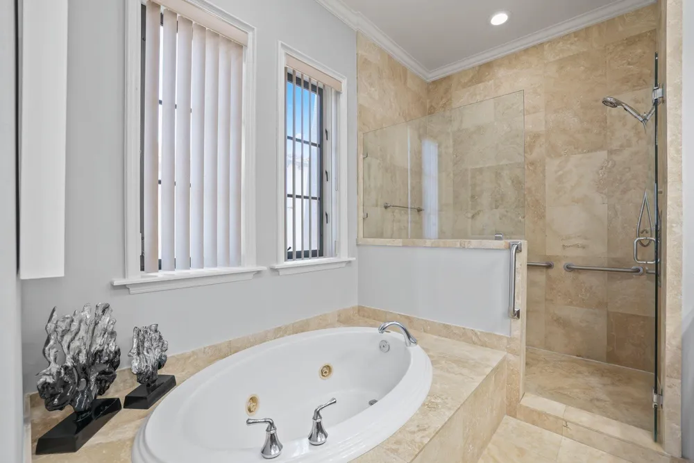 920 Via Villagio, Hypoluxo, FL 33462