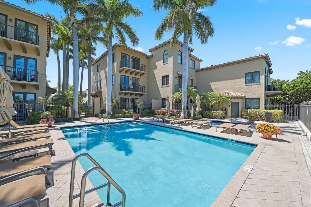 920 Via Villagio, Hypoluxo, FL 33462