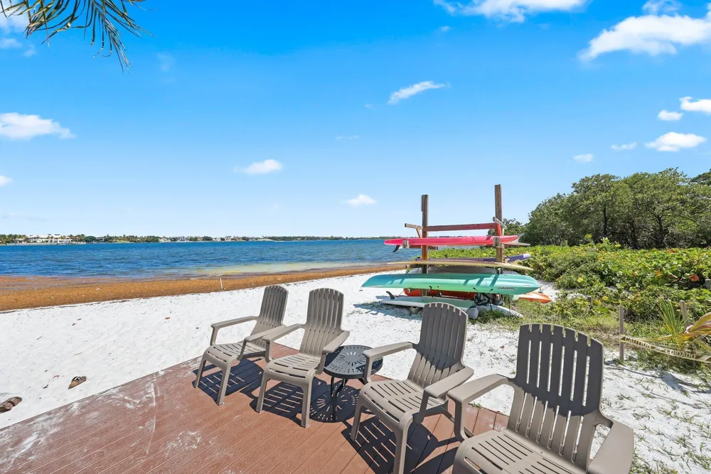 920 Via Villagio, Hypoluxo, FL 33462