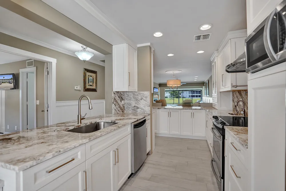 2820 SW 13th St, Delray Beach, FL 33445