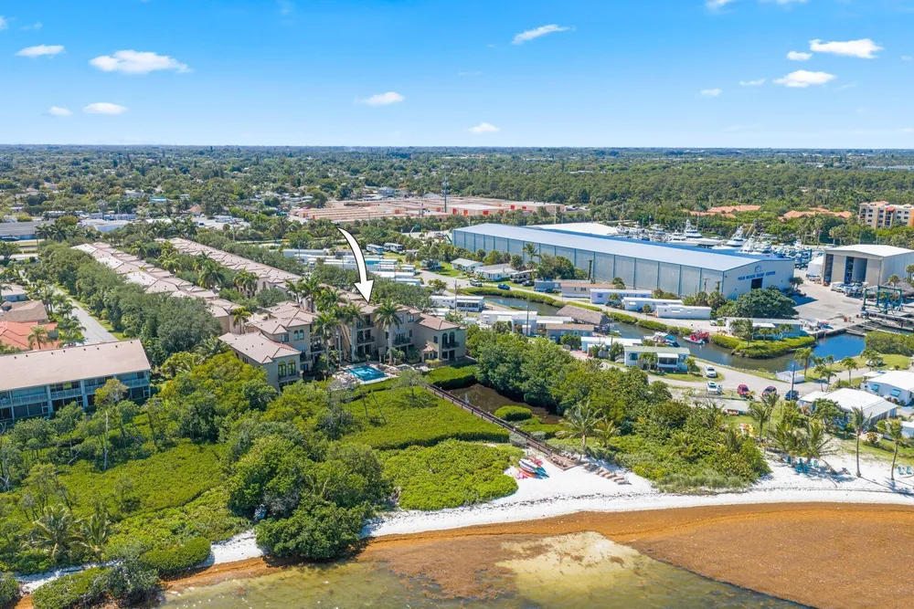 920 Via Villagio, Hypoluxo, FL 33462
