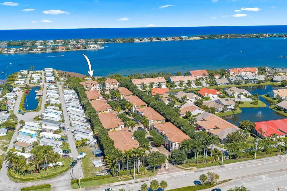 920 Via Villagio, Hypoluxo, FL 33462