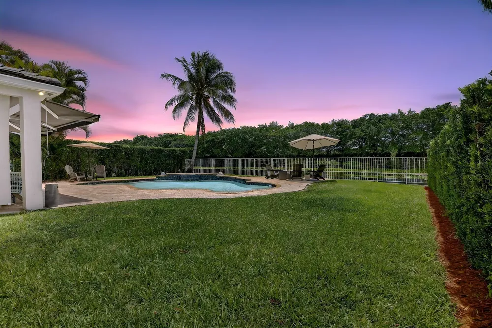 4299 Laurel Ridge Circle, Weston, FL 33331