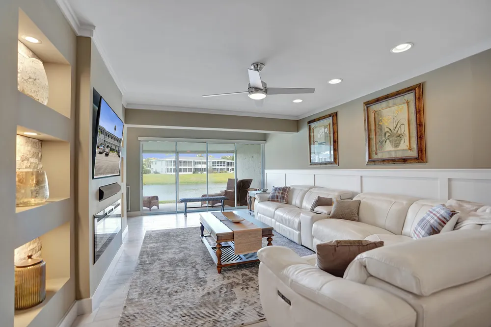 2820 SW 13th St, Delray Beach, FL 33445