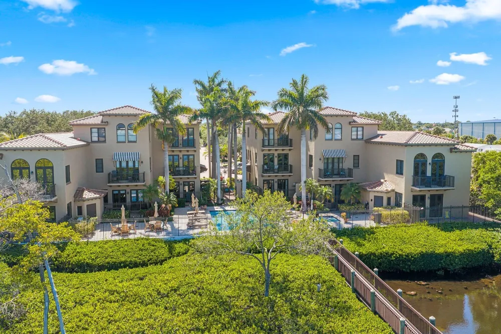 920 Via Villagio, Hypoluxo, FL 33462