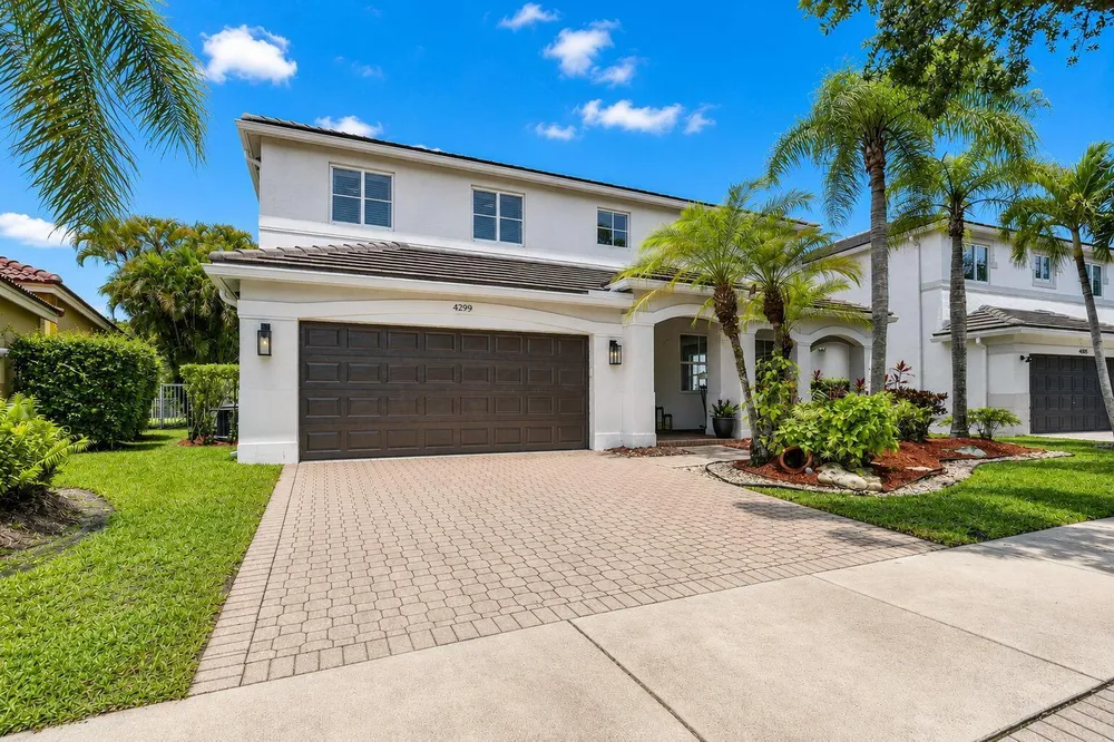 4299 Laurel Ridge Circle, Weston, FL 33331