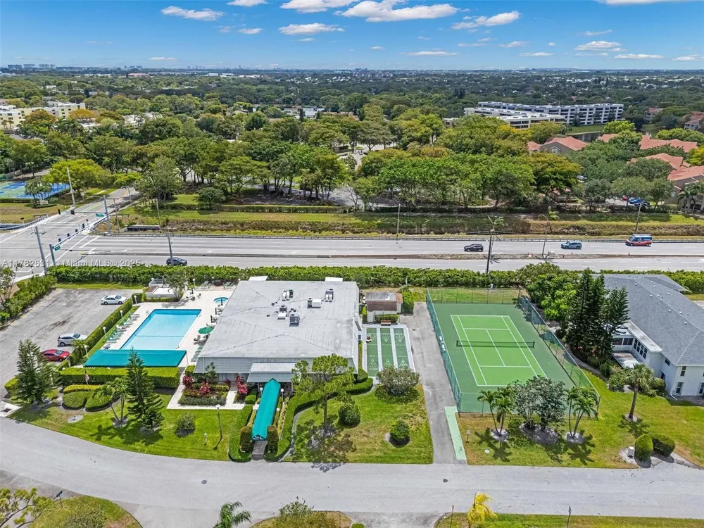 2820 SW 13th St, Delray Beach, FL 33445