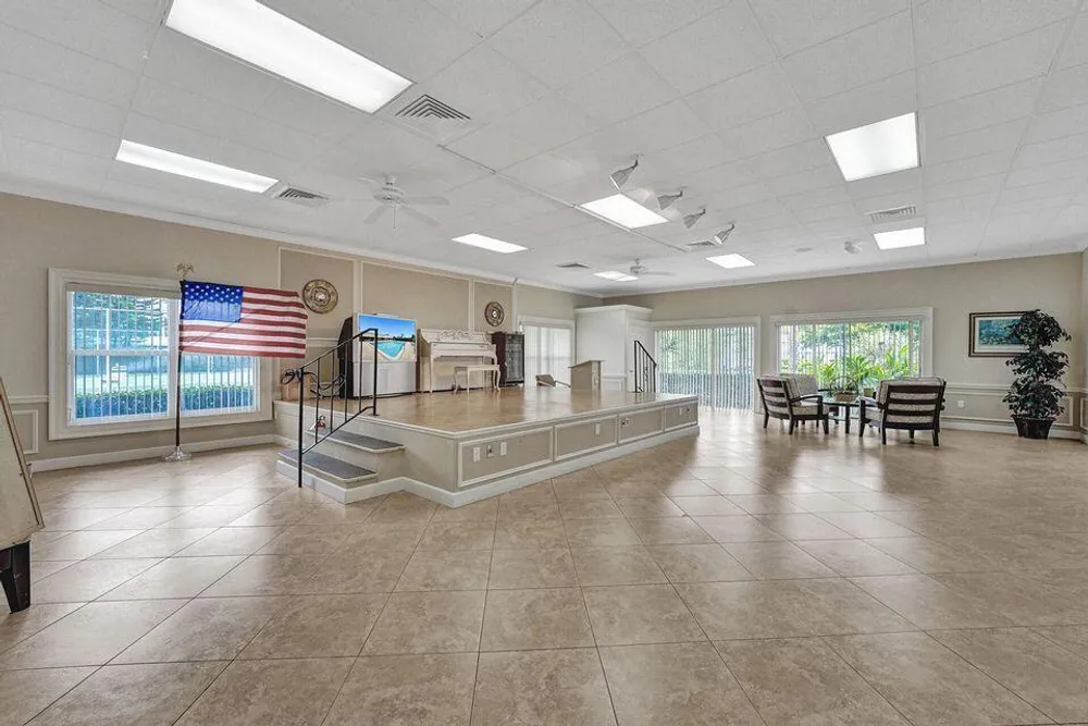 2820 SW 13th St, Delray Beach, FL 33445