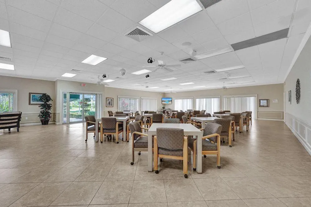 2820 SW 13th St, Delray Beach, FL 33445