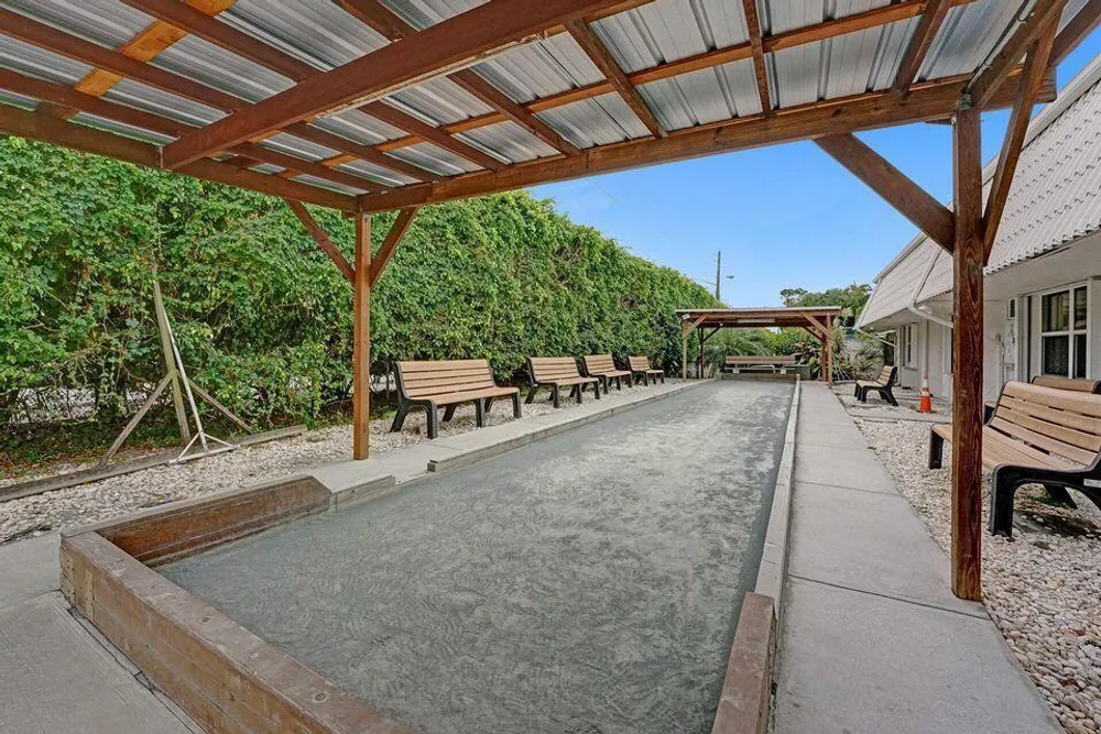 2820 SW 13th St, Delray Beach, FL 33445