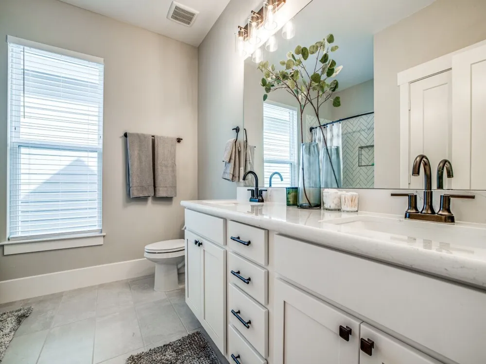 43 Red Harper Dr, Spring, TX 77389