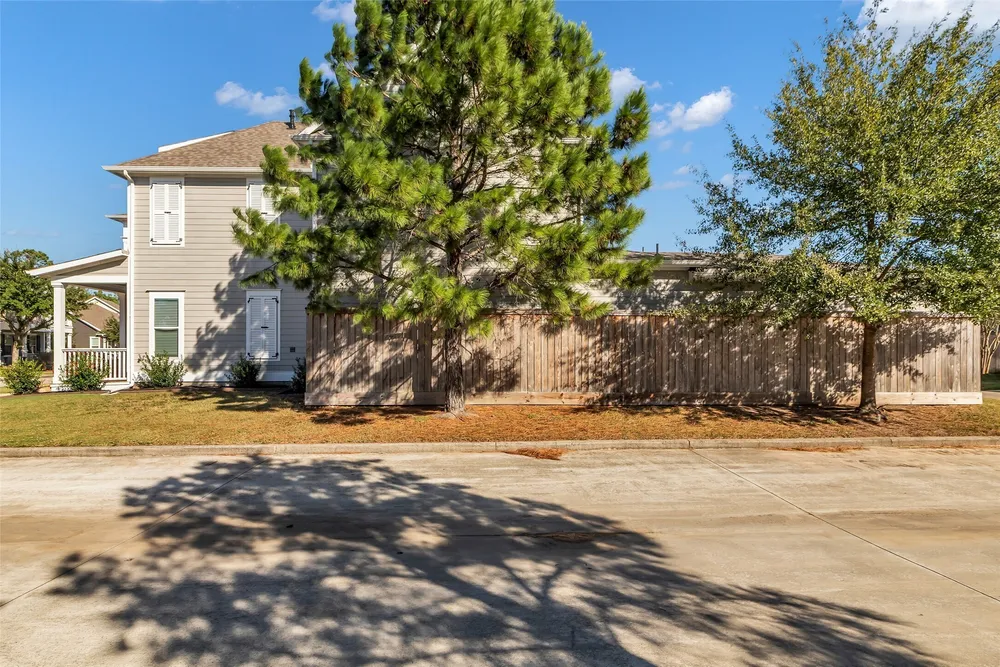 43 Red Harper Dr, Spring, TX 77389