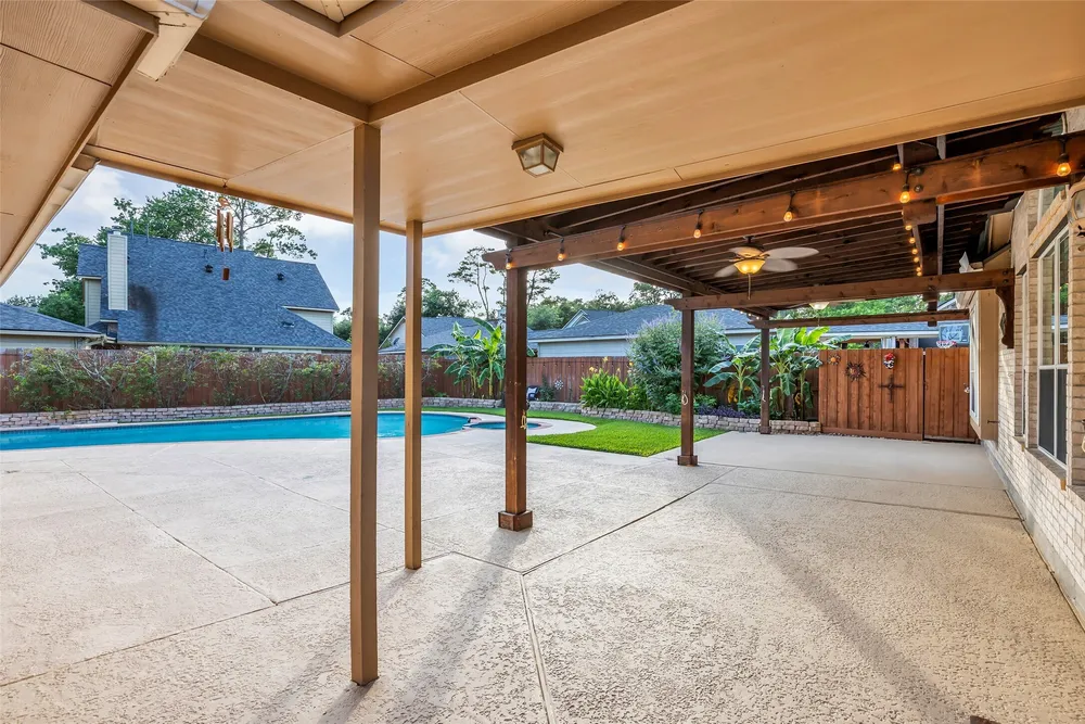25507 Cedar Springs Pl, Spring, TX 77373