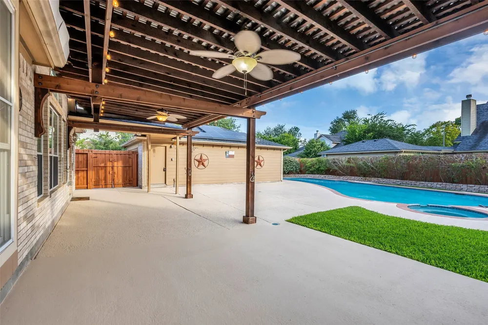 25507 Cedar Springs Pl, Spring, TX 77373