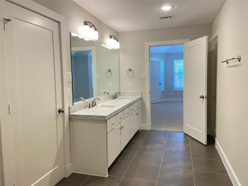 13409 Preston Cliff Ct, Houston, TX 77077