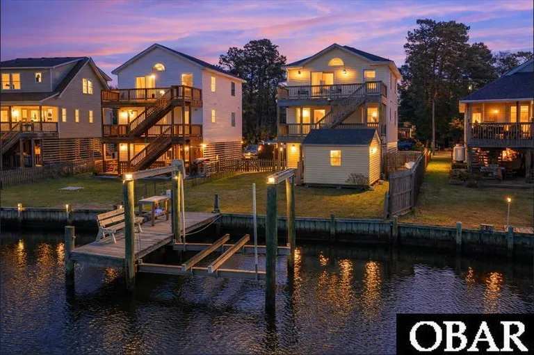 422 Harbour View Dr, Kill Devil Hills, NC 27948