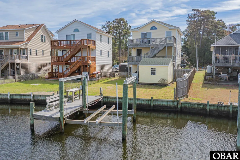 422 Harbour View Dr, Kill Devil Hills, NC 27948