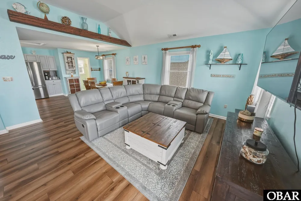 422 Harbour View Dr, Kill Devil Hills, NC 27948
