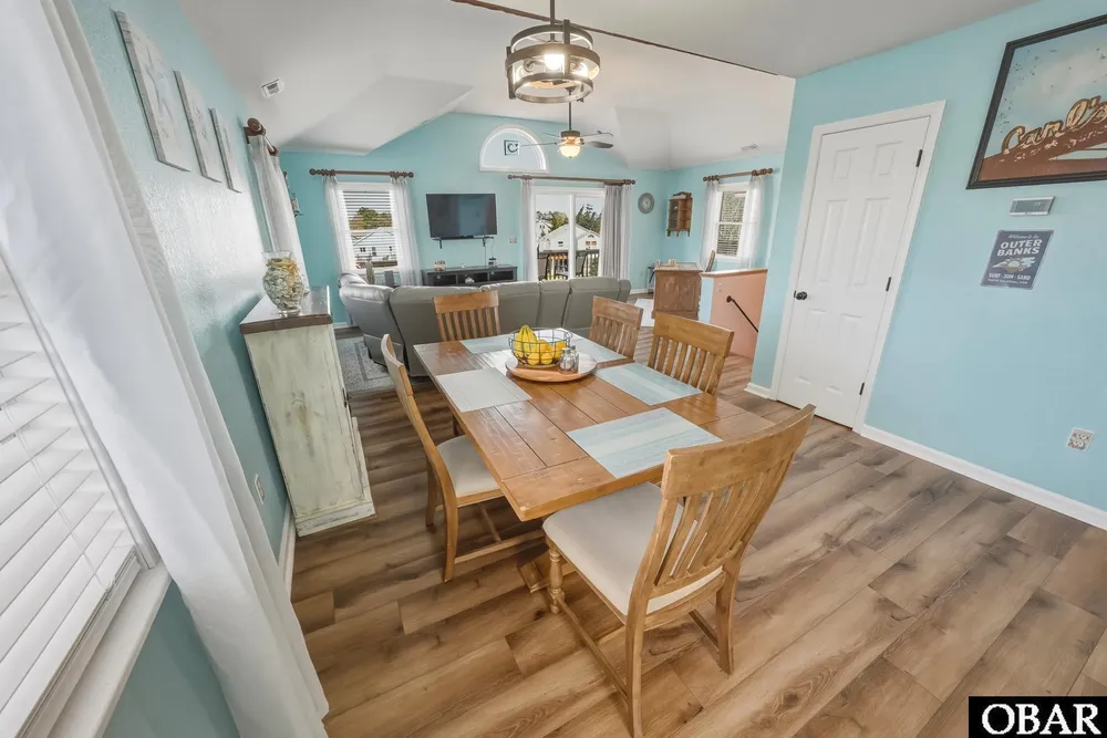 422 Harbour View Dr, Kill Devil Hills, NC 27948
