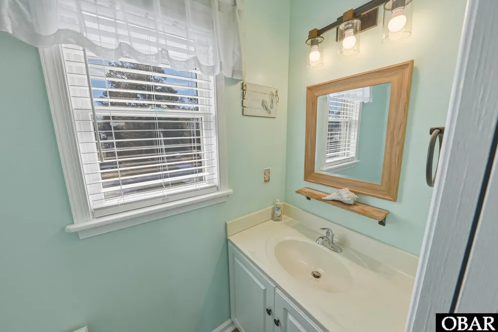422 Harbour View Dr, Kill Devil Hills, NC 27948