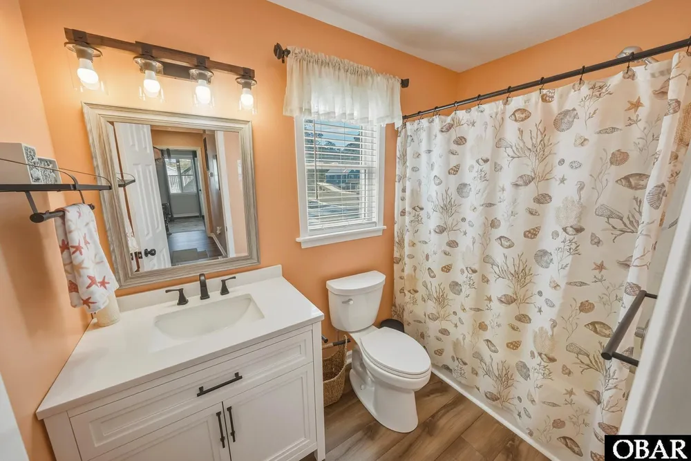 422 Harbour View Dr, Kill Devil Hills, NC 27948