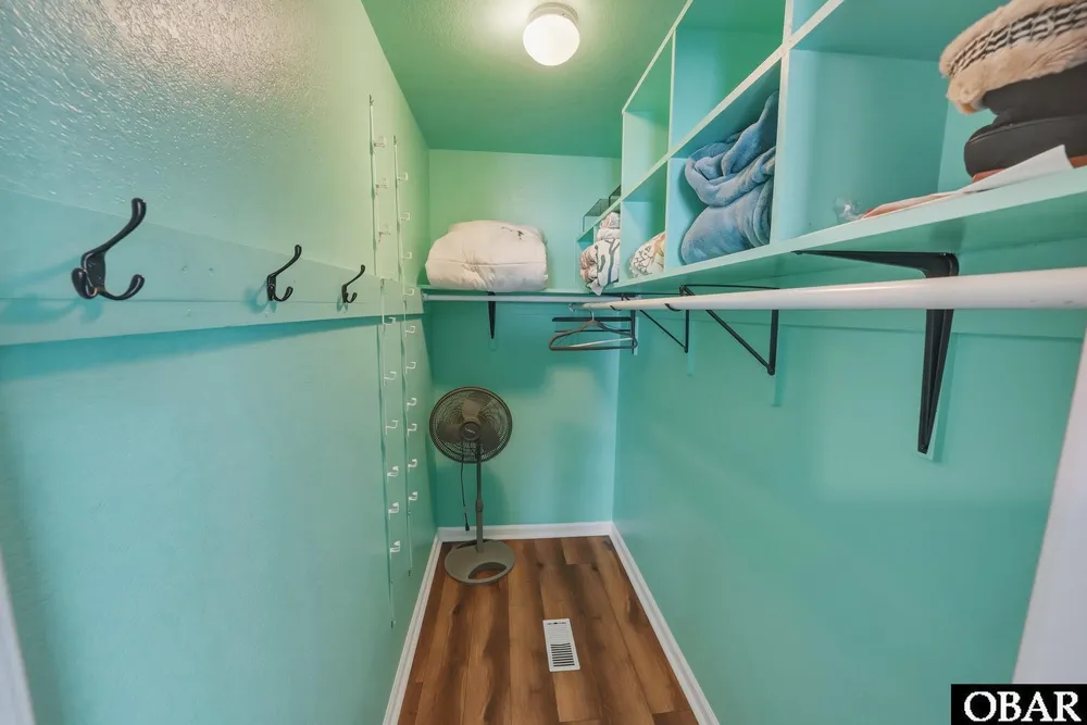 422 Harbour View Dr, Kill Devil Hills, NC 27948