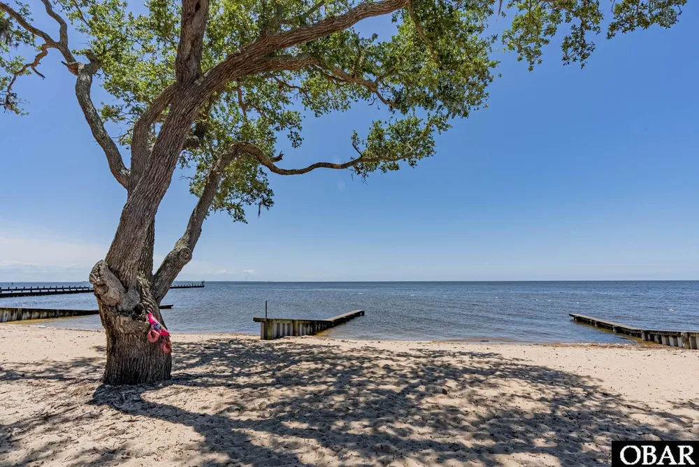 422 Harbour View Dr, Kill Devil Hills, NC 27948