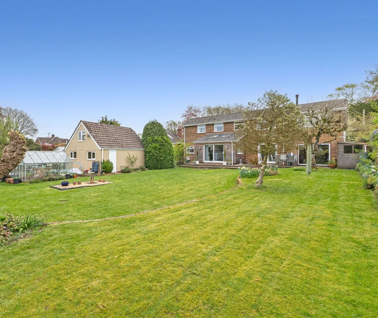 Hale, Fordingbridge, SP6 photo 15
