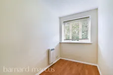 Spring Grove, MITCHAM