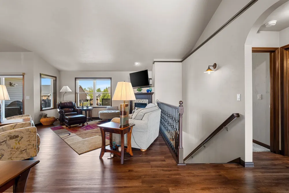 5560 N Providence Ave, Appleton, WI 54913