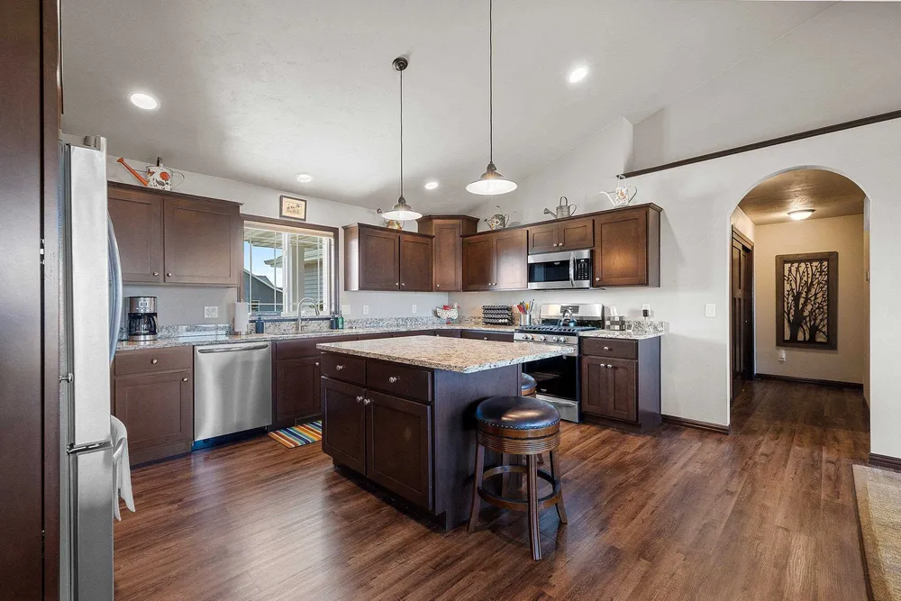 5560 N Providence Ave, Appleton, WI 54913