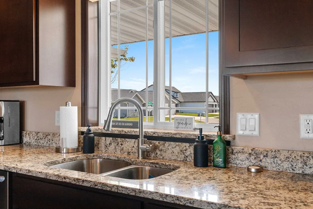 5560 N Providence Ave, Appleton, WI 54913