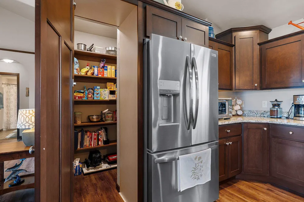 5560 N Providence Ave, Appleton, WI 54913
