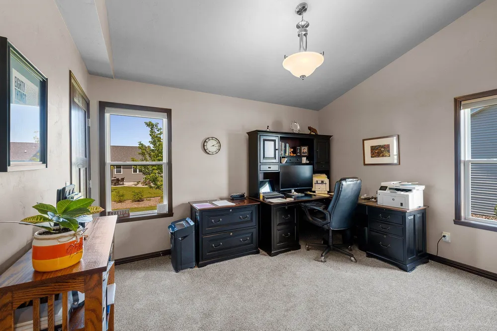 5560 N Providence Ave, Appleton, WI 54913