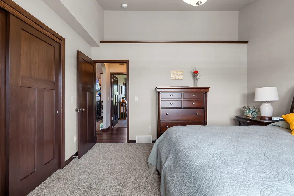 5560 N Providence Ave, Appleton, WI 54913