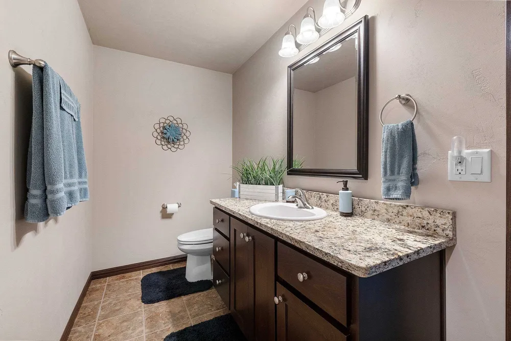 5560 N Providence Ave, Appleton, WI 54913