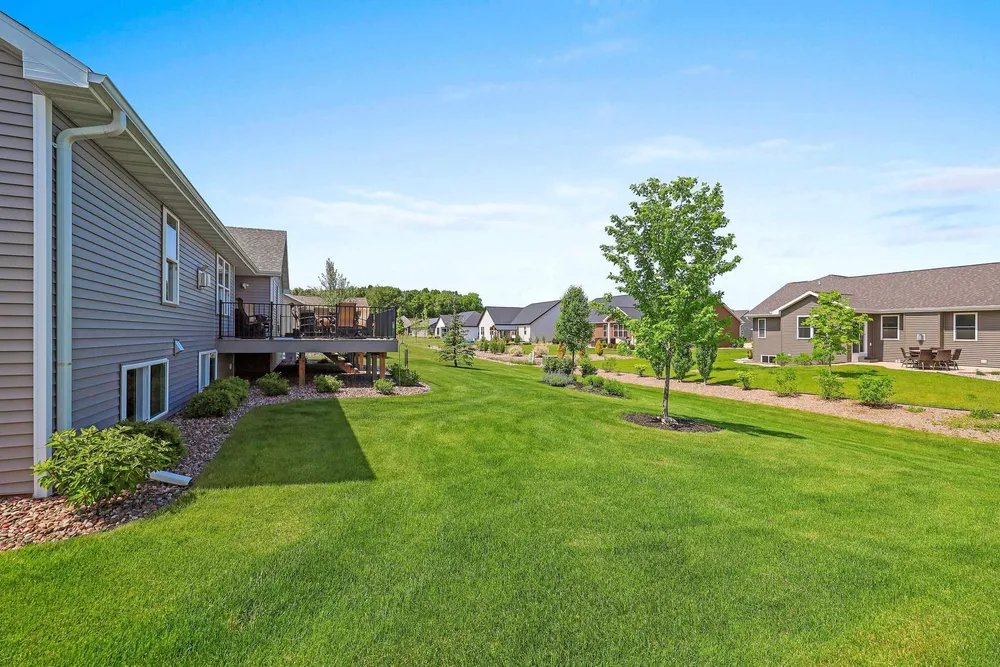 5560 N Providence Ave, Appleton, WI 54913