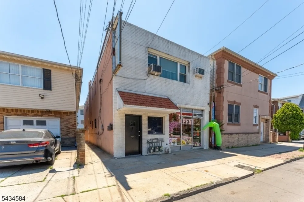 416 S 5th St, Elizabeth, NJ 07206