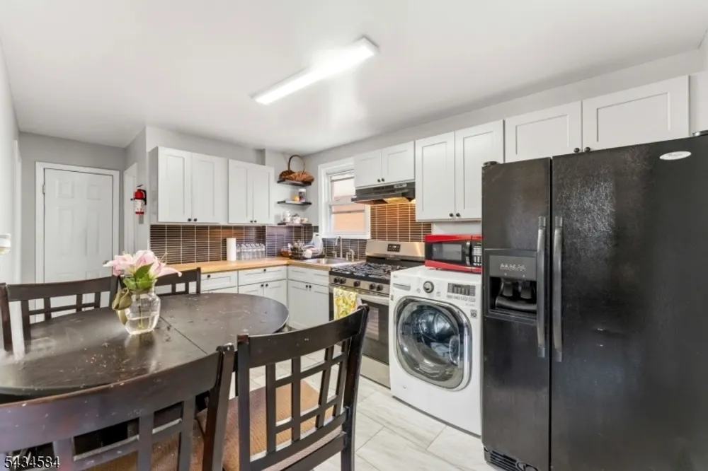 416 S 5th St, Elizabeth, NJ 07206