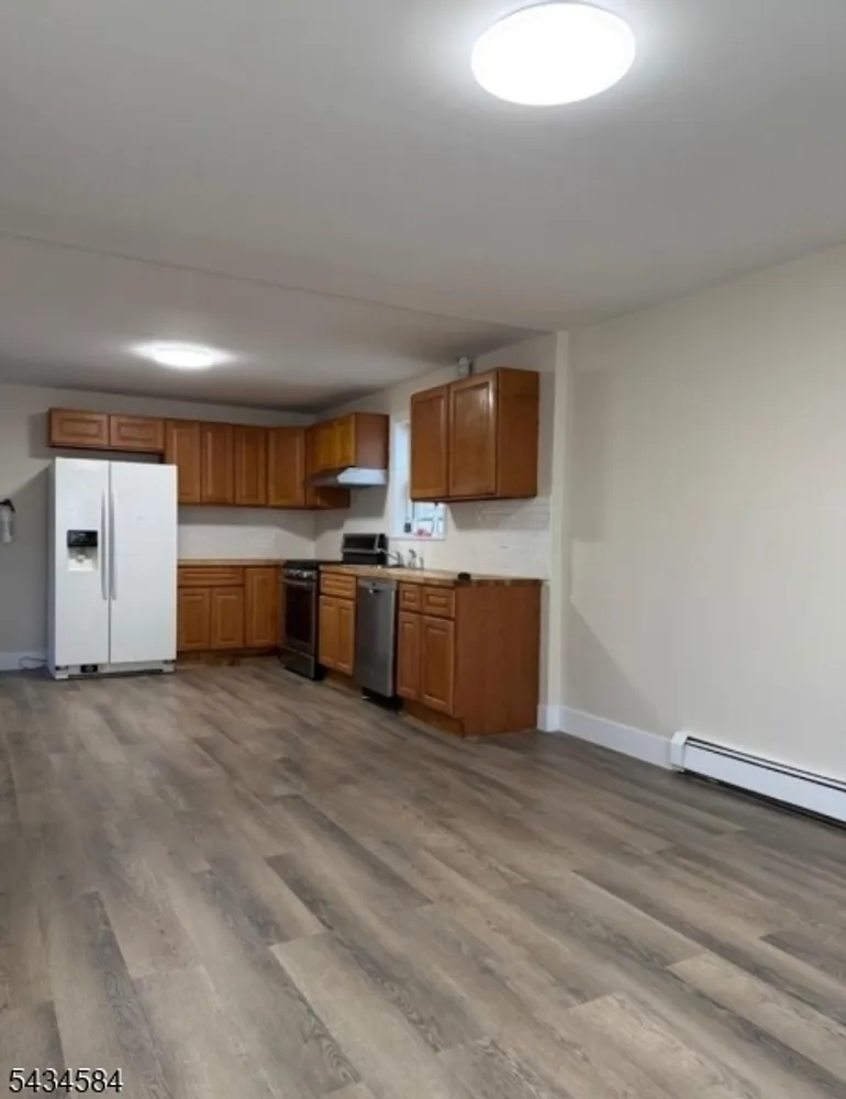416 S 5th St, Elizabeth, NJ 07206