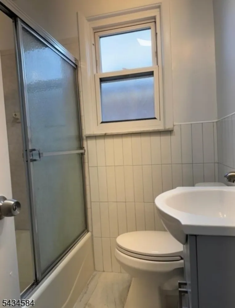 416 S 5th St, Elizabeth, NJ 07206