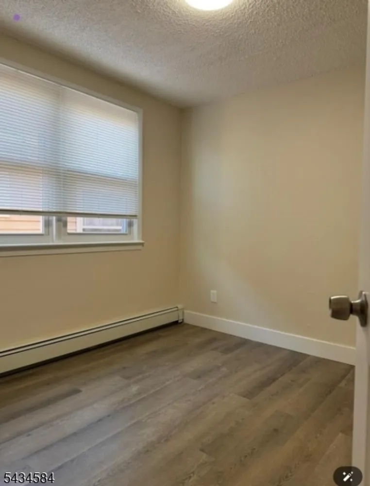 416 S 5th St, Elizabeth, NJ 07206