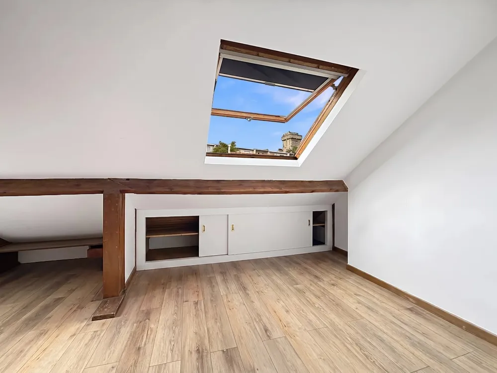 Suresnes, 92150, France