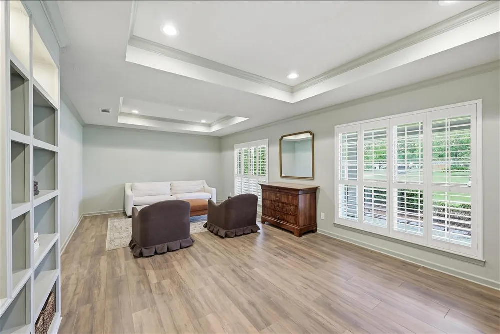 675 Belvedere Dr, Beaumont, TX 77706