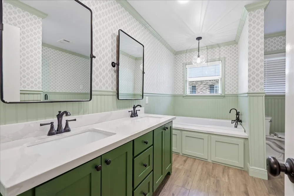 675 Belvedere Dr, Beaumont, TX 77706