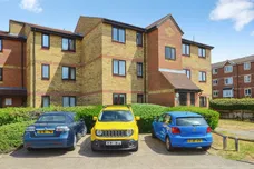 Pioneer Way, Watford